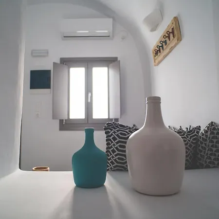 Modernity Fira (Santorini)