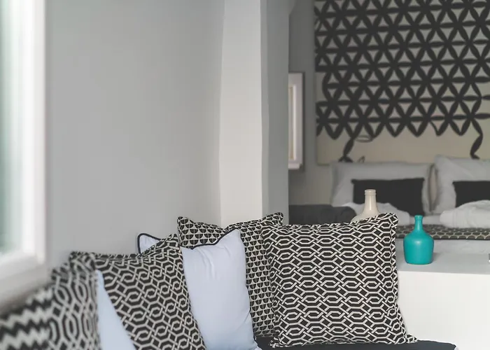 Modernity 4* Fira (Santorini)