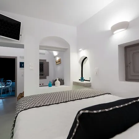 Modernity Lägenhetshotell Fira (Santorini)