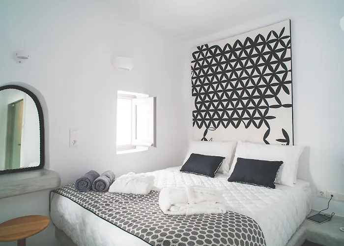 Modernity 4* Fira (Santorini)