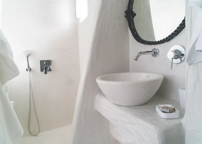 Modernity Fira (Santorini)